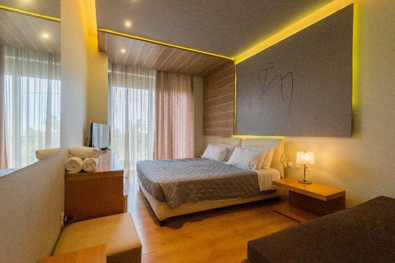 Kleopatra Inn Messíni Buitenkant foto